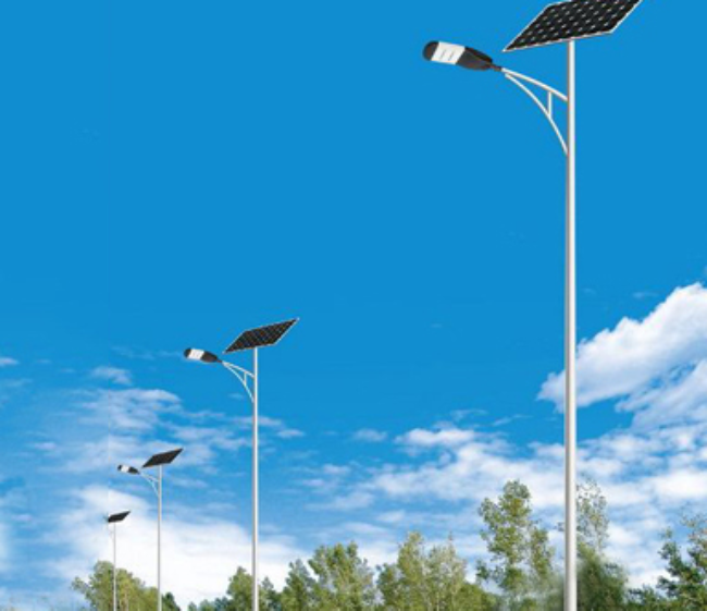 宕昌太阳能路灯维护时，这些细节别忽略！